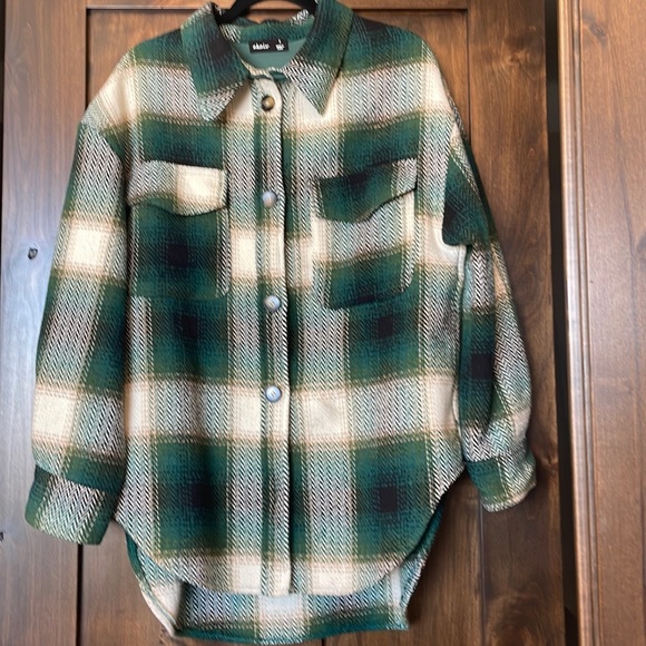 Tops - Plaid shacket
